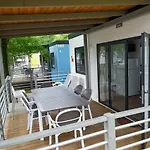 Mobile Homes Bijela Uvala Vacanceselect 4* פורץ