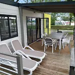 Mobile Homes Bijela Uvala Vacanceselect פארק נופש פורץ