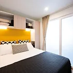 פארק נופש Mobile Homes Bijela Uvala Vacanceselect