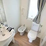 Mobile Homes Bijela Uvala Vacanceselect פארק נופש פורץ