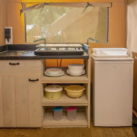 Mobile Homes Bijela Uvala Vacanceselect 4* פורץ