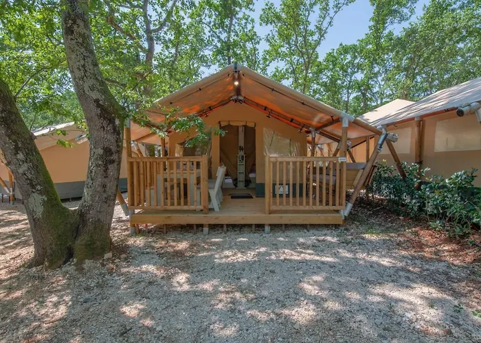 Mobile Homes Bijela Uvala Vacanceselect ホリデーパーク ポレッチ