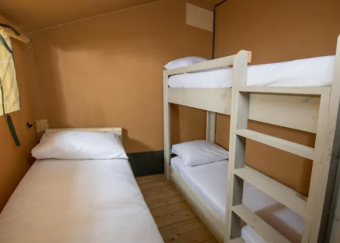 Mobile Homes Bijela Uvala Vacanceselect 4*