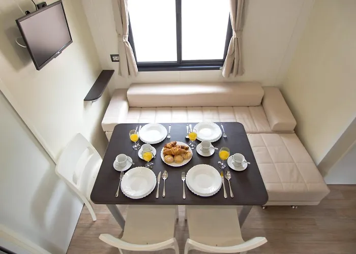 ホリデーパーク Mobile Homes Bijela Uvala Vacanceselect 4*