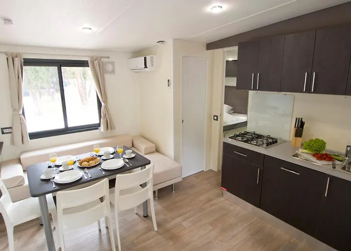 ホリデーパーク Mobile Homes Bijela Uvala Vacanceselect